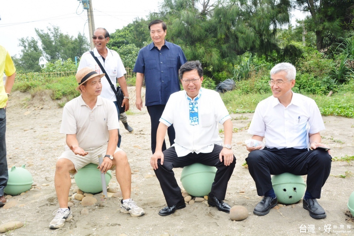 視察地景藝術節展區恢復情況，鄭市長：參考莫蘭蒂颱風經驗，展區全力做好馬勒卡颱風防颱整備工作。