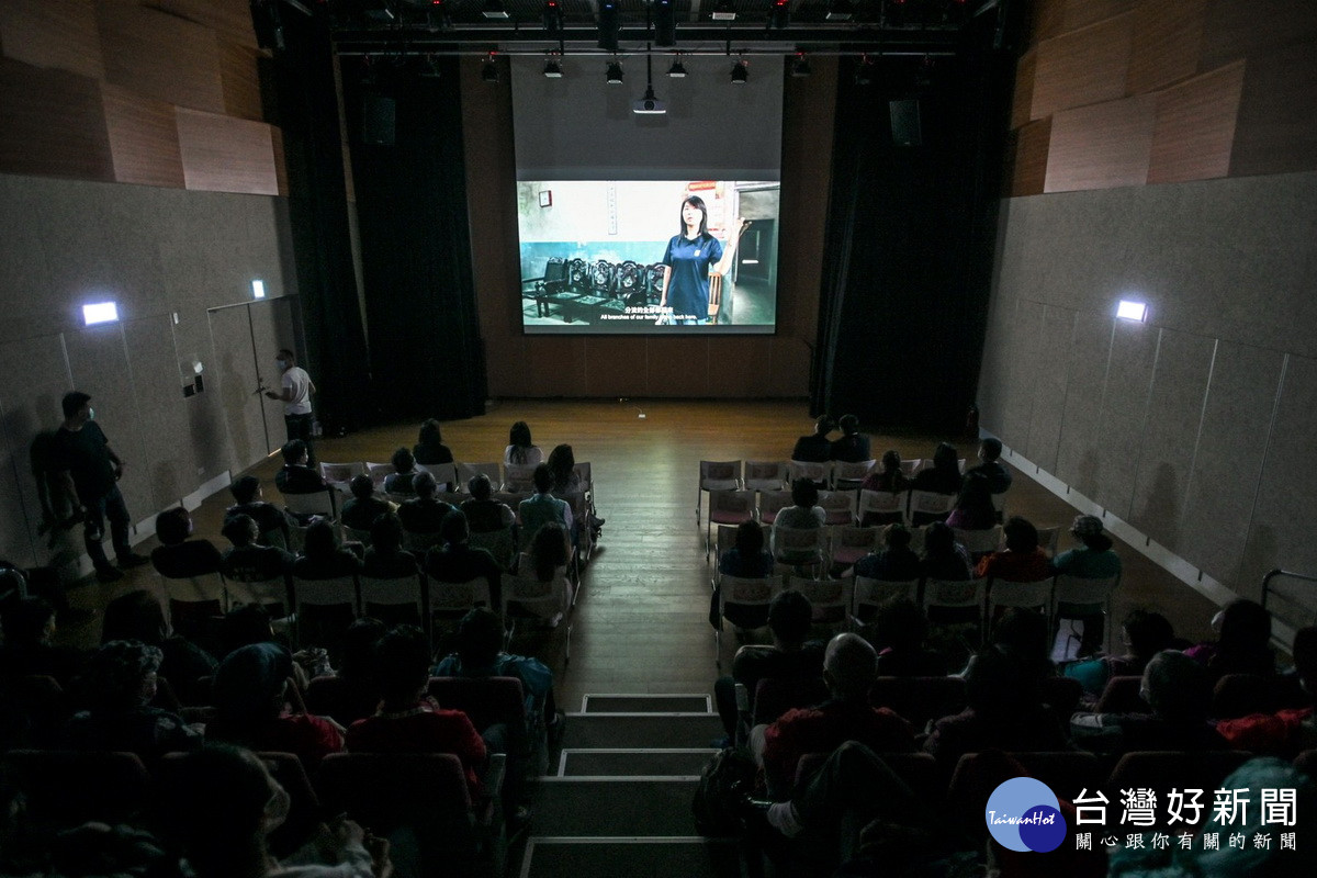 「愛別離苦」菱潭街紀錄片於桃園市立圖書館龍潭分館舉行特映會。