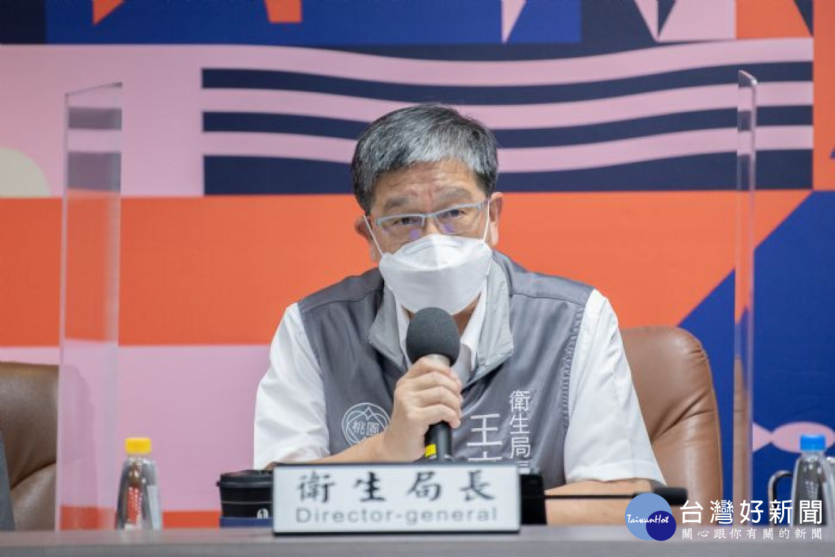 衛生局長王文彥說明兒童BNT疫苗大型接種站設置規劃。