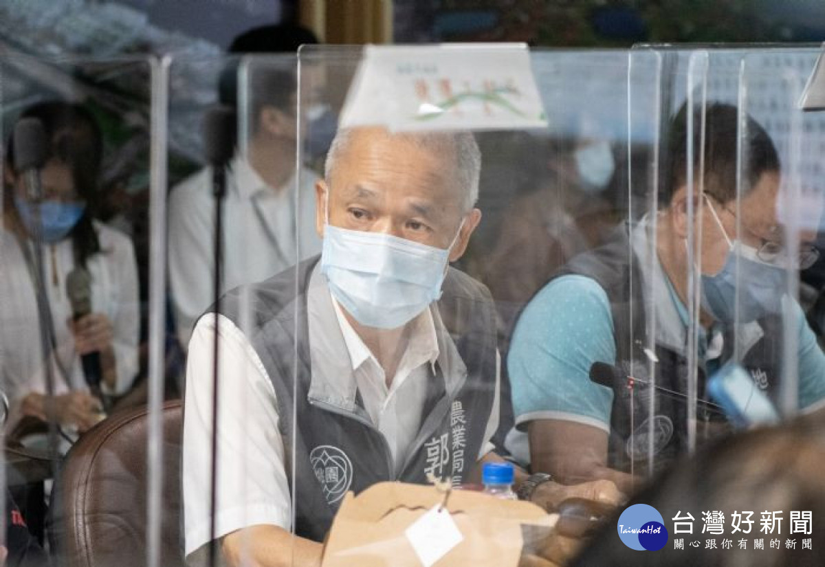 農業局長表示，統計至6月6日，桃園市農民職災保險投保率達40.09%，為全國第四、六都第一。<br />
<br />
