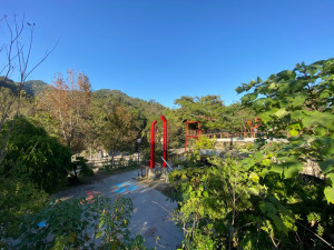 音樂水車園區位於糯米橋休區內，與糯米橋文化景觀共築迷人的農村風情 。