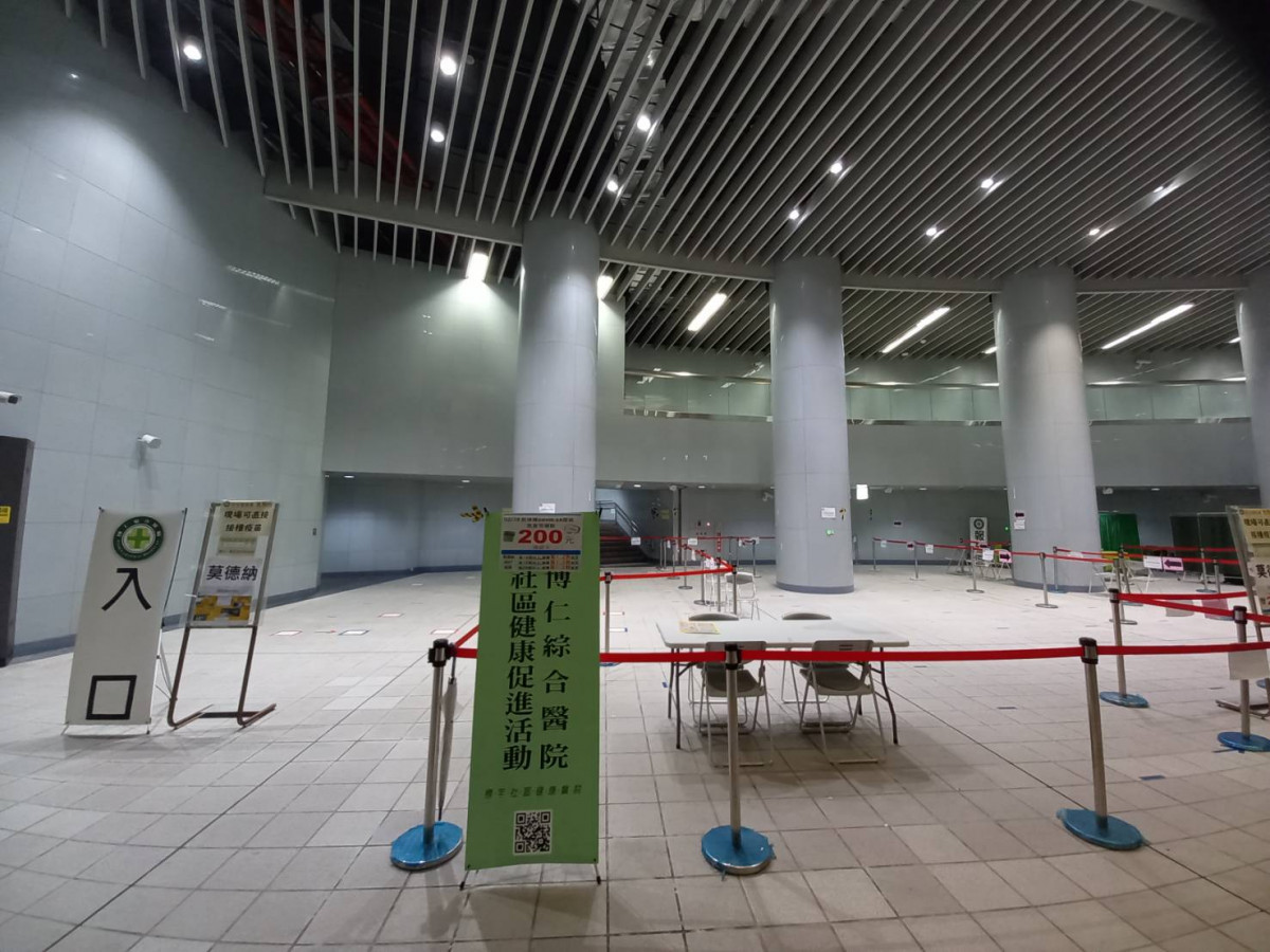 台北捷運松山站COVID-19疫苗接種站(圖／資料照片，圖源：台北大眾捷運股份有限公司)