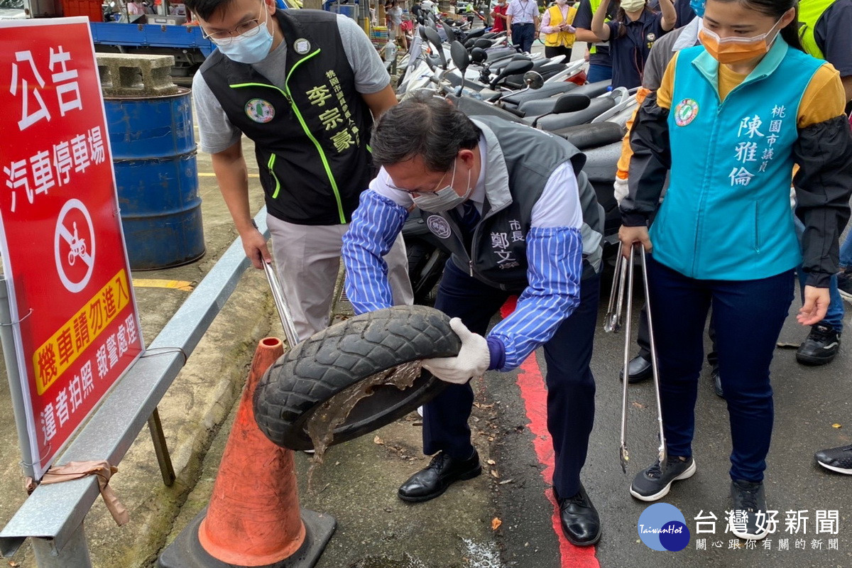 桃園市長鄭文出席「全民齊滅孓 登革不猖獗」登革熱衛教宣導會，強力宣導清工作。