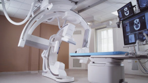 多軸式血管攝影系統展示圖／嘉基醫院提供