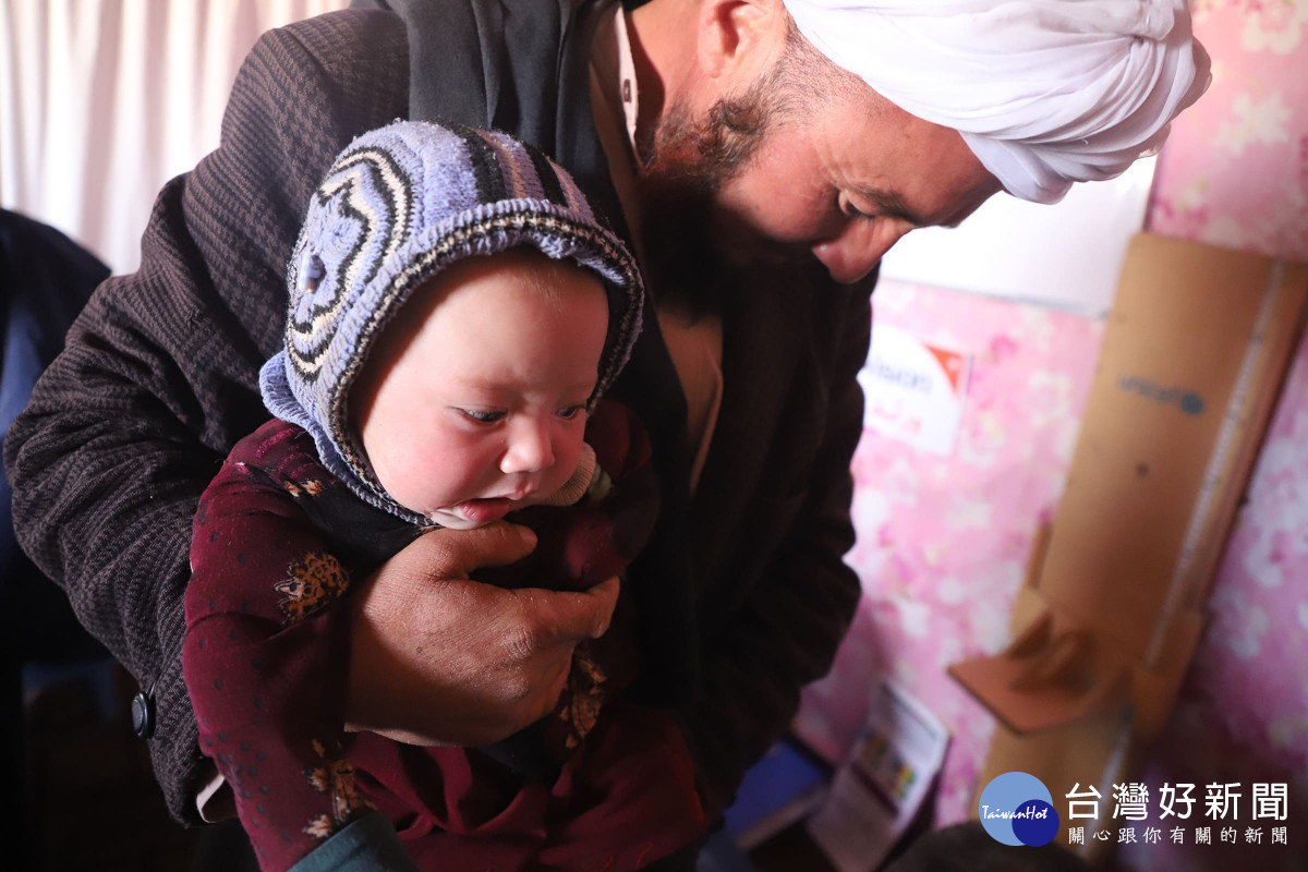 阿富汗政權更迭滿一年　逾半兒童急性營養不良　
