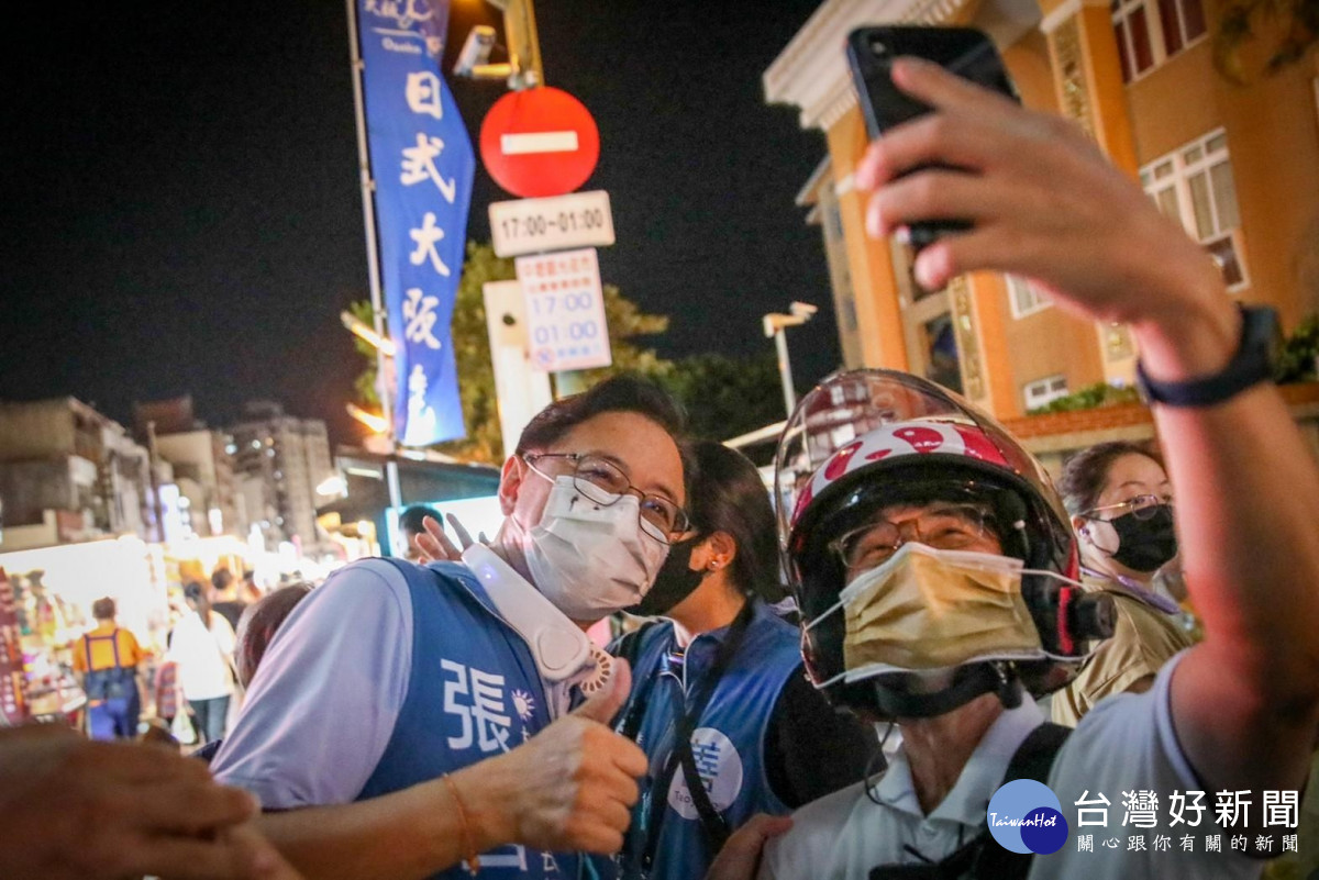 國民黨桃園整合最後一塊拼圖完成      張善政x羅智強中壢新明夜市合體造勢