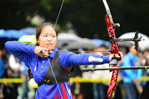 中原大學將承辦2023年全大運，邀請射箭國手、企管系彭家楙射出勝利之火，精彩可期！