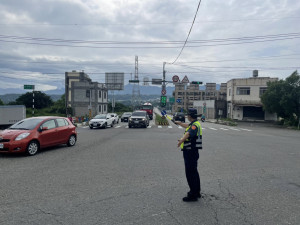 大溪警方特別列出易壅塞路段供民眾參考，提供建議替代道路，以期提早因應。