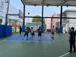 竹山鎮風雨球場落成，舉辦球賽推廣。（竹山公所提供）