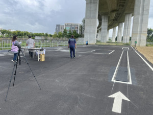 台中市潭子區公所於國道4號橋下空地，打造潭子區首座機車考照練習場。