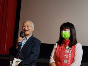 蔡培慧邀「田埂上的詩人」吳晟老師現身南投與南投鄉親文學交流。