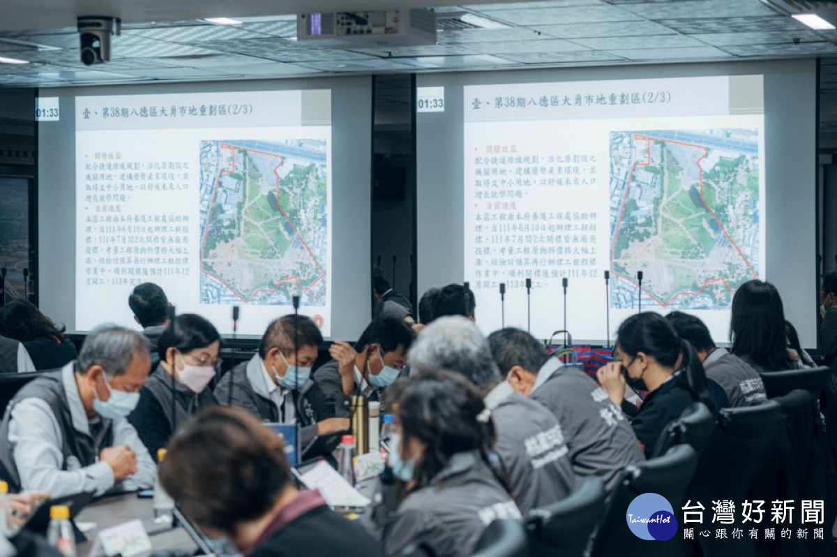 地政局進行桃市大勇、大福、五福市地重劃區辦理情形專題報告。<br />
<br />
