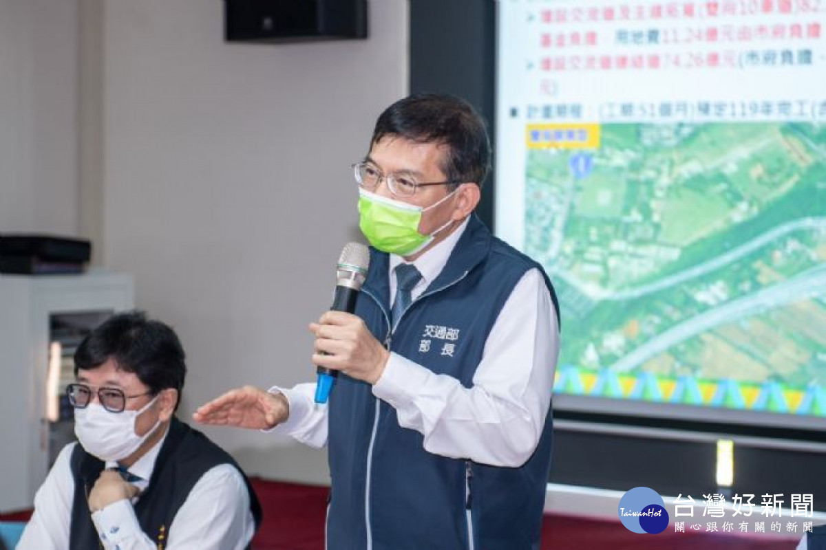 交通部王部長表示，興建大鶯豐德交流道，預期可分流交流道負荷，提升八德與大溪地區連結國道的可及性。