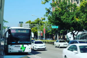 中市電動公車