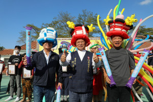 邁入第15年的「新港奉天宮國際媽祖文化節」， 今年首次在新港街面舉行藝術踩街／陳致愷翻攝