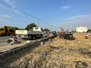 嘉義市太保市167縣道今(10)日下午發生重大車禍，造成2名女學生身亡／陳致愷翻攝