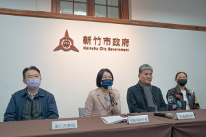 新竹市立棒球場工程體檢會成立暨工作說明，邀請專家學者，並由蔡麗清副市長擔任召集人。