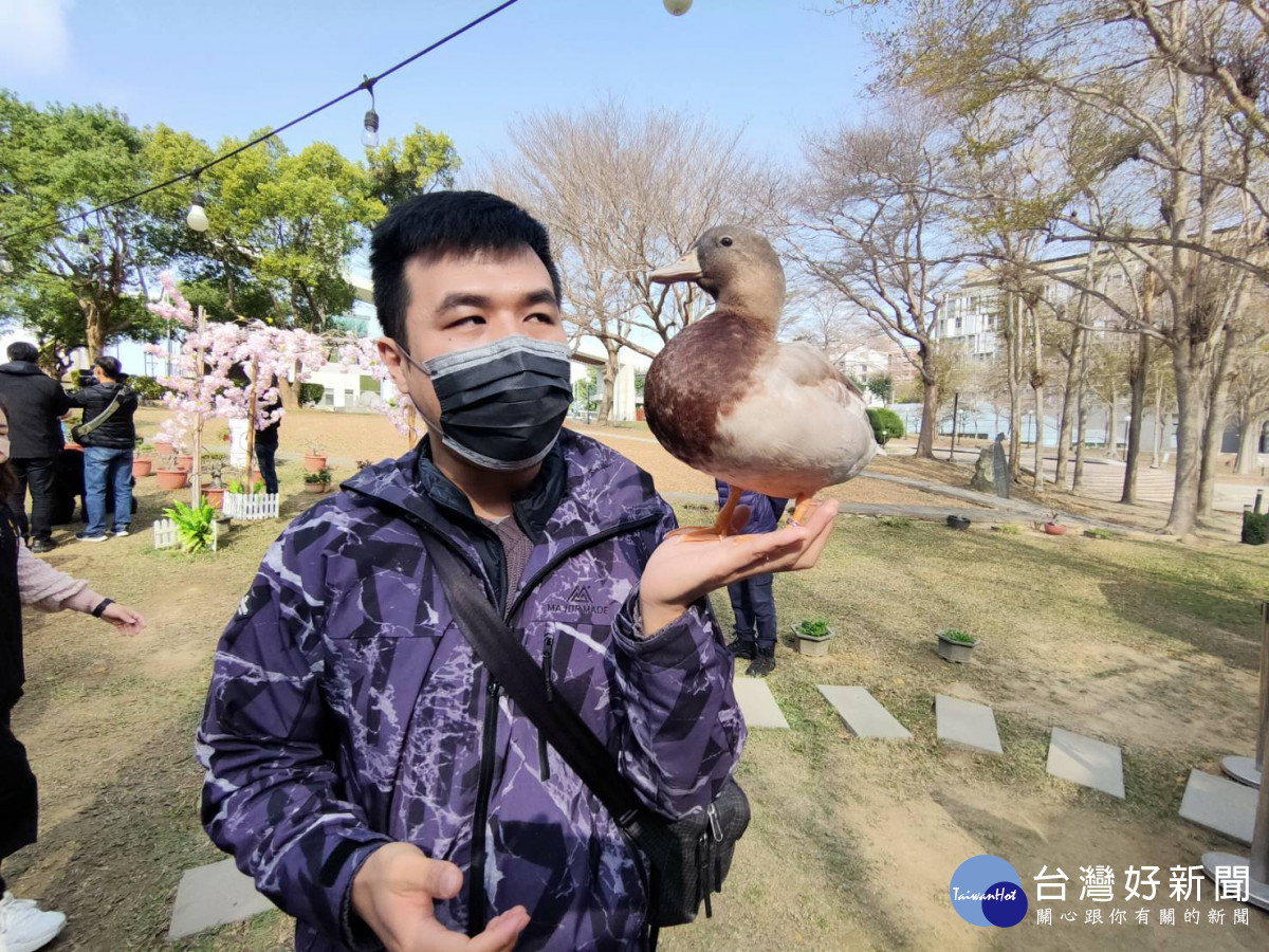 彰縣成立第一家友善寵物空間店家。圖／記者鄧富珍攝