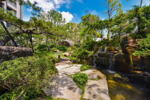 「精銳博」坐擁近2千坪私房花園美景，生活綠意滿滿。圖片精銳建設提供