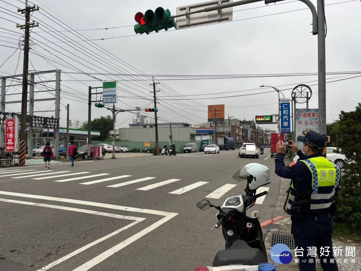 防制事故，大溪分局交通大執法。