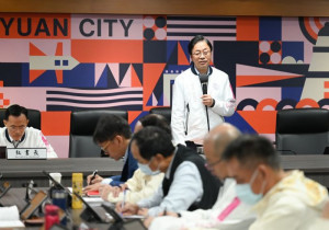 張市長主持市政會議。