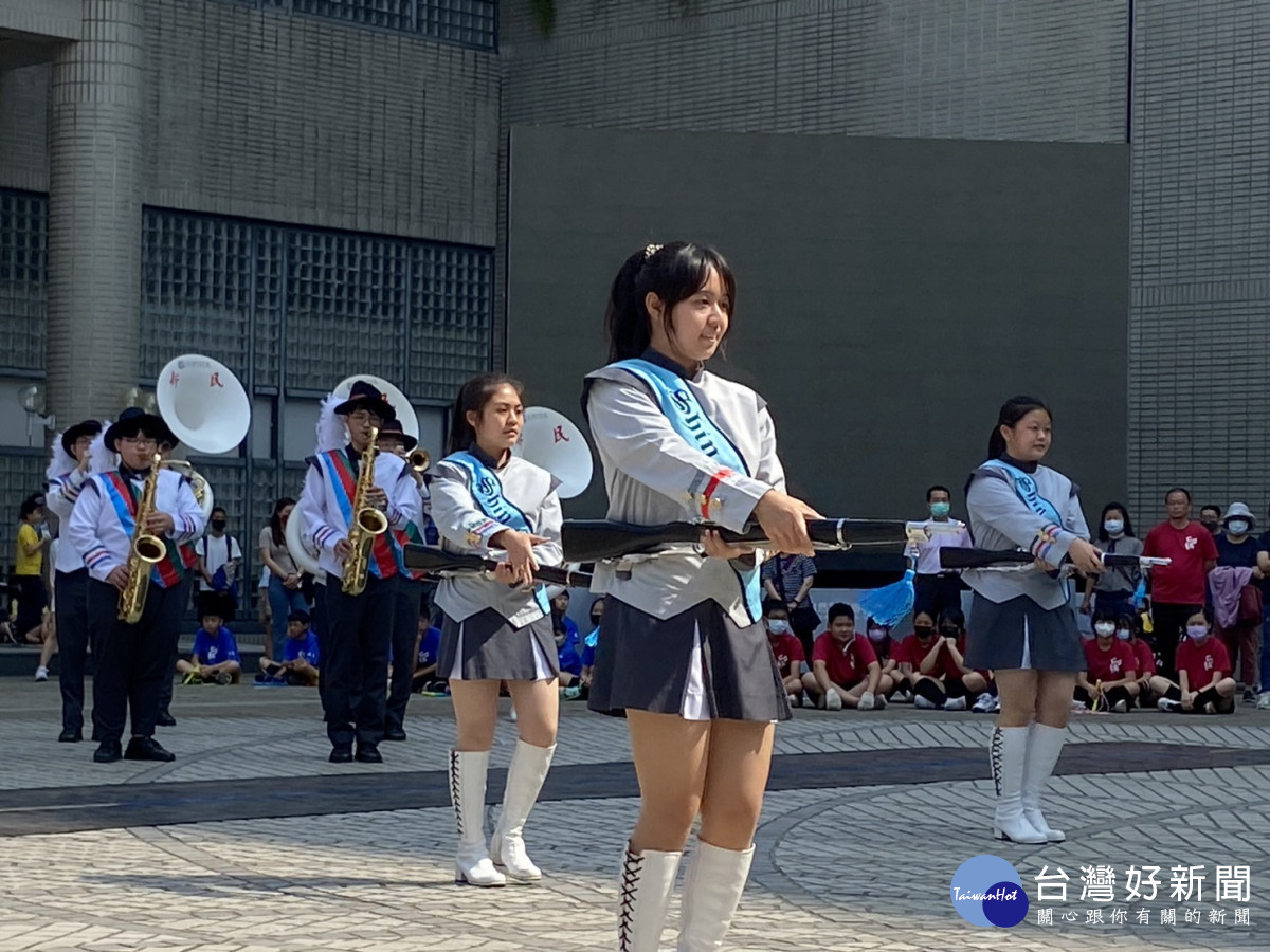 111學年度科遊開場表演-新民高中樂儀隊。