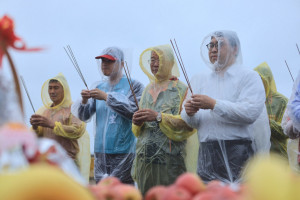 桃園新屋笨港天后宮舉辦「媽祖文化祭」，盼望天上聖母神威保佑人舟平安、漁獲滿載，也祈求風調雨順、合境安康。