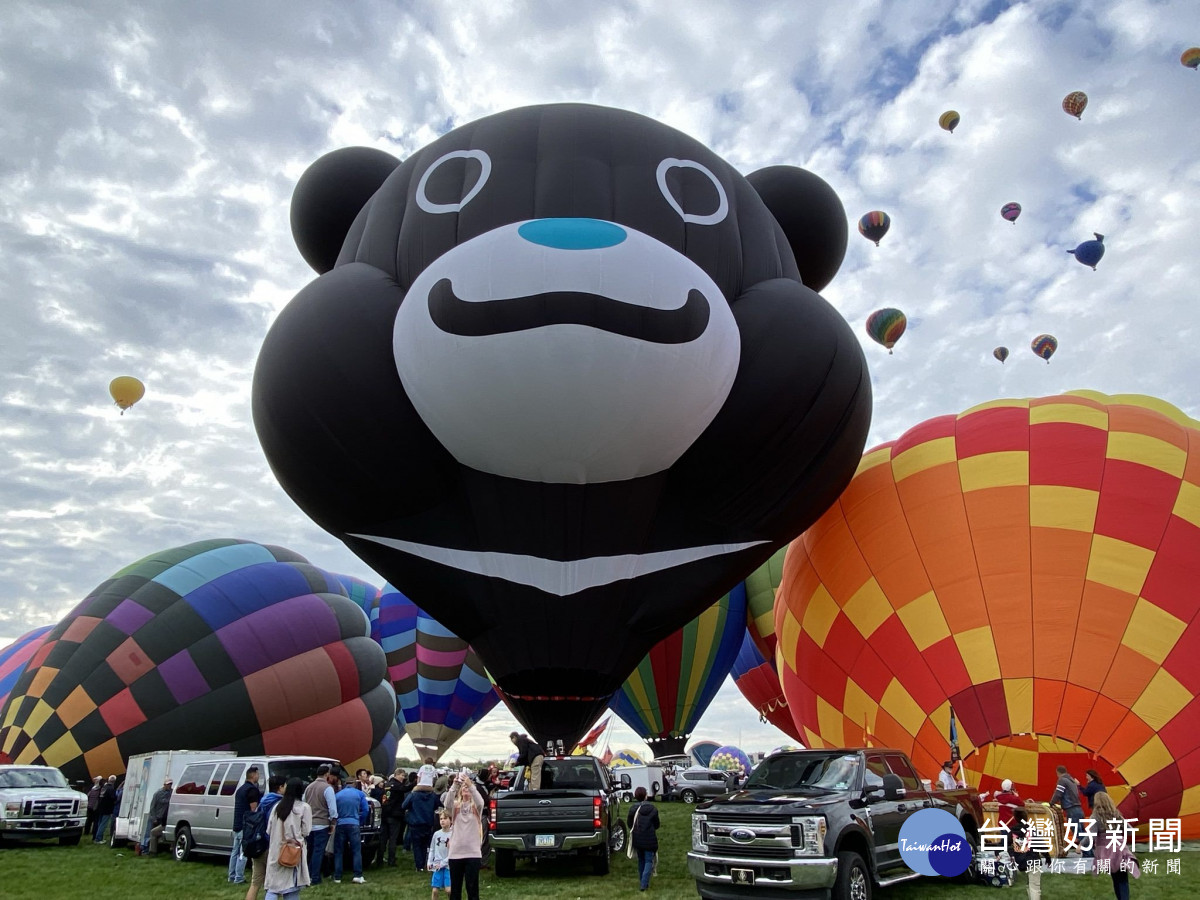 熊讚熱氣球出任務！　6月台東7月飛歐
