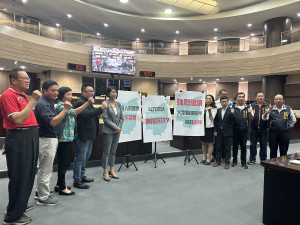 南投縣多位議員要求縣府爭取大型醫療院所進駐。（記者扶小萍攝）