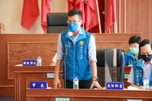 南投市長張嘉哲提高生育補助，7月起實施。（南投市公所提供）