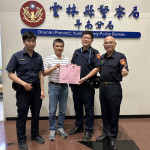 分局長温基興與斗南警友站站長柏家淵對於同仁落實深夜巡邏之工作態度深表感激及佩服／斗南警分局提供