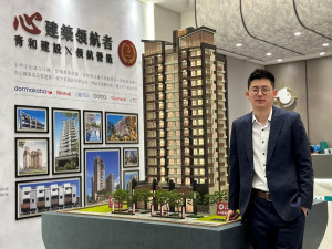 青和建設總經理李柏城表示，品質至上、針對自住需求規劃能與地段價值完美結合的適居好宅，是青和建設永遠不變的經營理念。