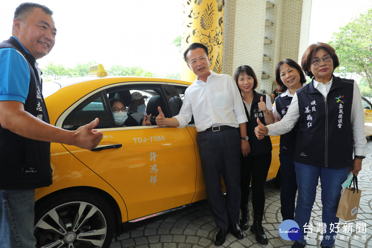 首創搭計程車補助　嘉縣6路線接送身障者上下班