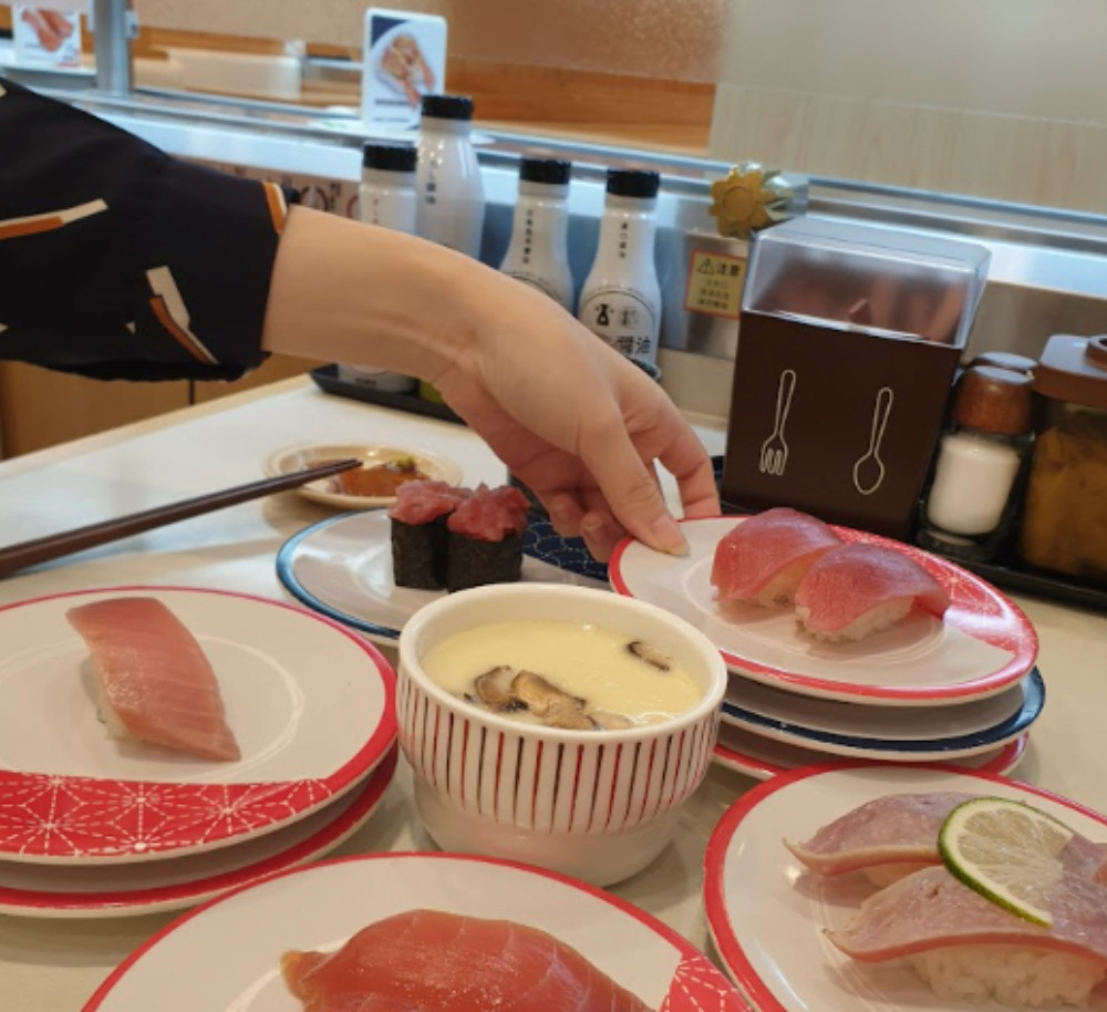 除了活動推出的鰻魚料理，店舖也提供多種壽司種類。