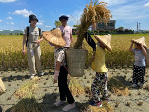 鹿東國小「耕田去」。圖／記者鄧富珍翻攝