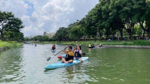 SUP立式划槳活動於豐原葫蘆墩公園登場。