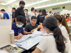 桃園市政府舉辦「一鹿順風 職向未來」青年亮點徵才活動。