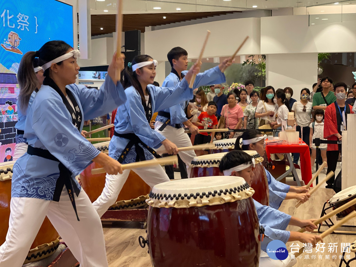 京都嵐山文化團體大鼓演出