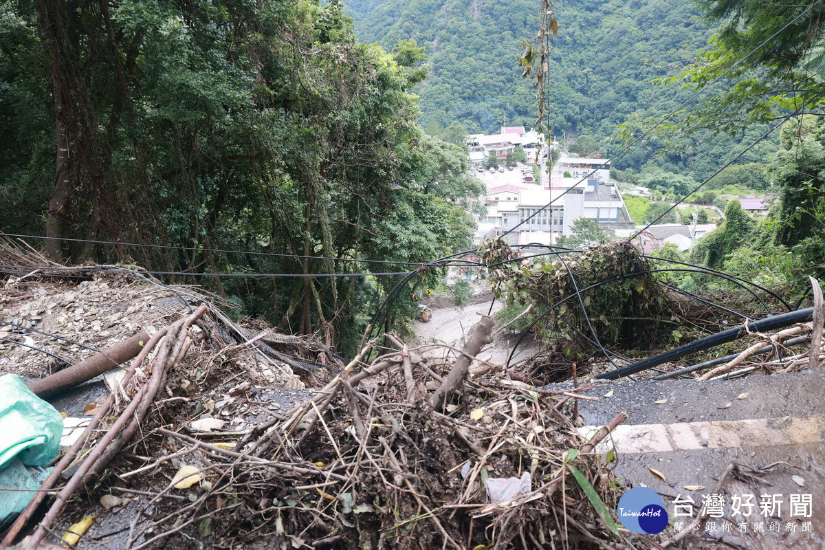 縣府請大家勿往山區活動。（縣府提供）