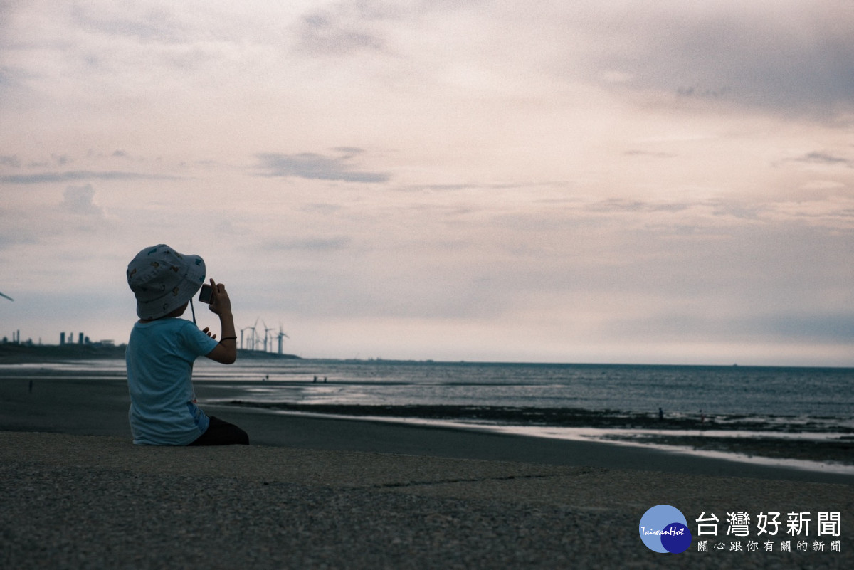 小朋友透過攝影走讀，捕捉到桃園珍珠海岸線的魅力。