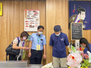 嘉義縣大專院校周邊56家餐飲業者通過評選獲得衛生標章／陳致愷翻攝