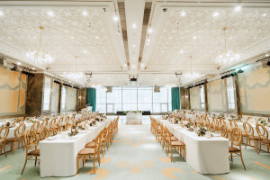 典華聯手Pinkoi、結婚吧幫新人紓壓，超狂贊助一場婚禮、百萬嫁妝。