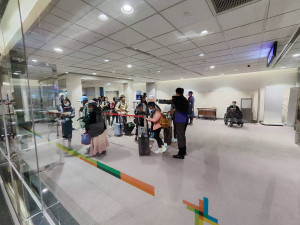 交通部民航局1日宣布，自即日起，自美國來台航班，旅客轉機前往其他地區，可免除安全檢查，初步估計，旅客可節省1小時安檢等候時間。（圖／交通部民用航空局提供）