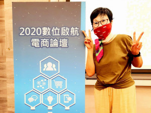 ▲黃鈴惠70歲才創業，重啟自己的精彩人生。