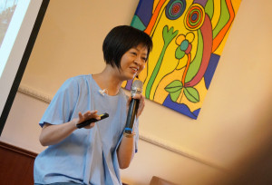 「Have a Book Date 閱讀沙龍」邀請到旅遊美食生活作家葉怡蘭分享閱讀與旅行。（圖／冠德玉山教育基金會）