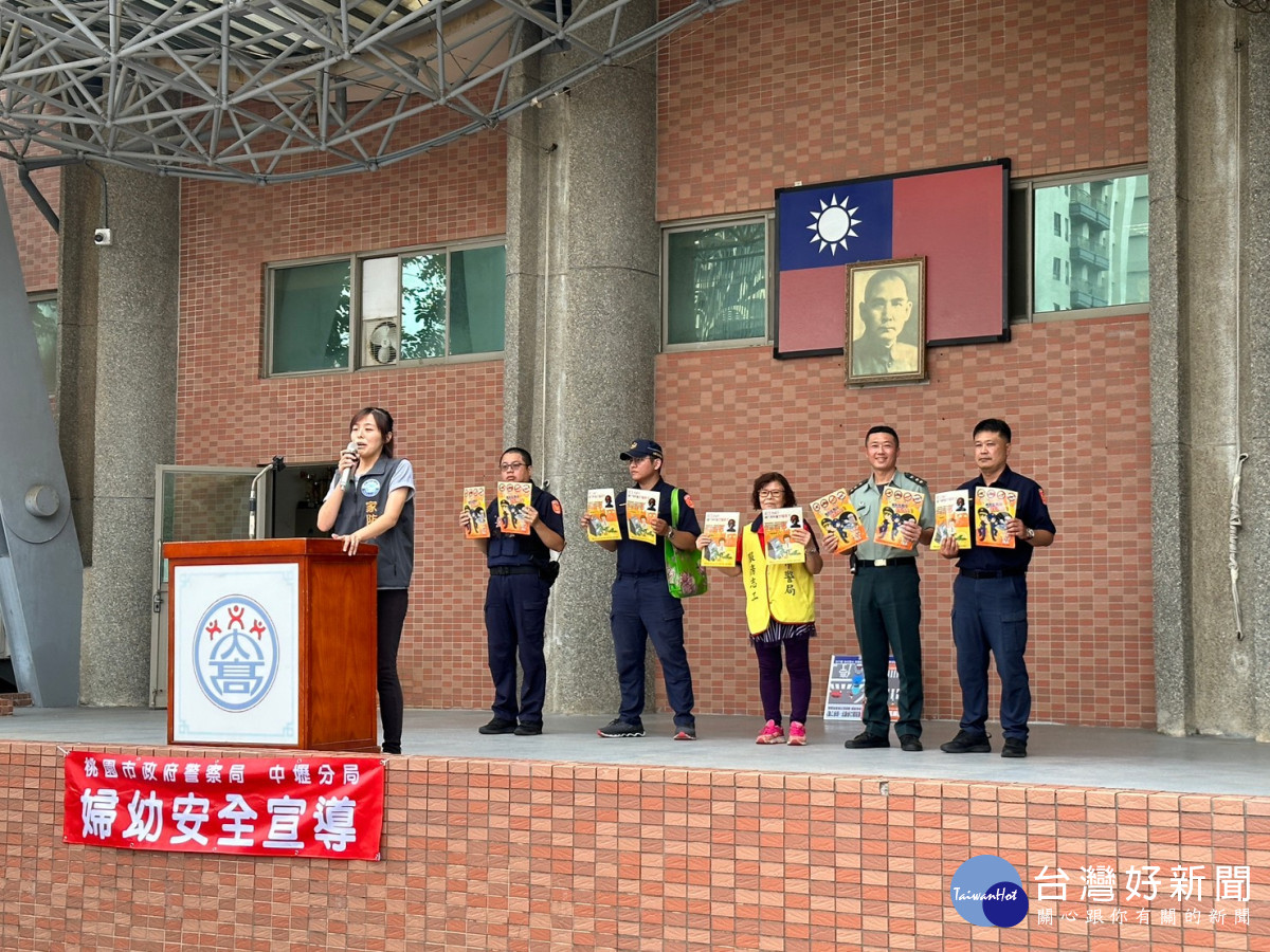 中壢分局推動「社區警政再出發」，深入校園進行婦幼安全、交通安全及識別詐欺的犯罪預防宣導。<br /><br />
