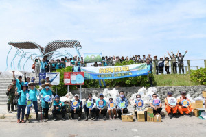 林業保育署臺中分署於台中市大安區第1427號防風保安林舉辦淨灘活動。