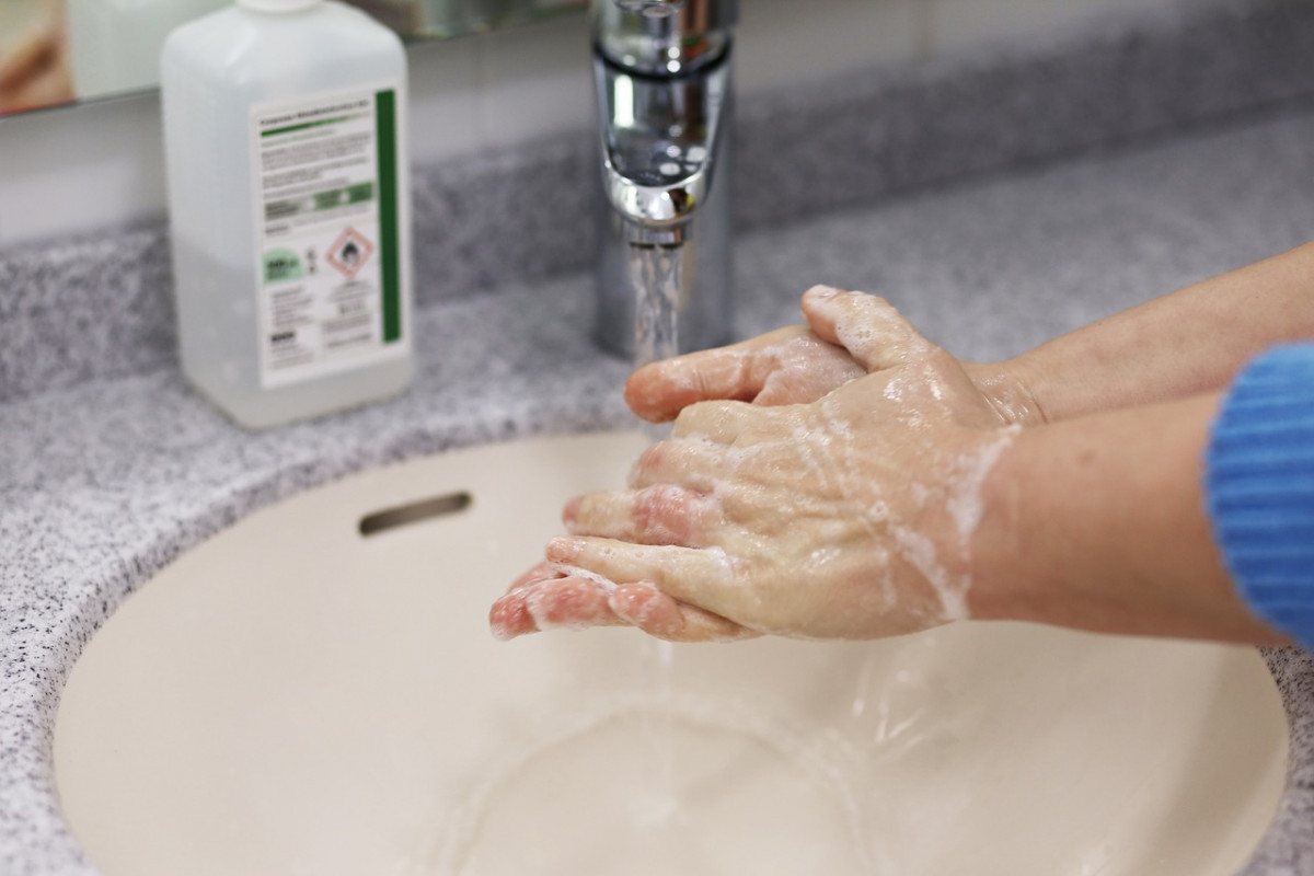 上週增7例流感重症死亡、腸病毒疫情升　疾管署籲落實正確勤洗手