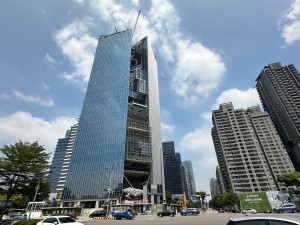 台中不少建築紛紛針對抗風、制震有特殊規劃。