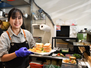 舟墨weekend早午餐店秉持給予客人最新鮮的原型食物，成功擄獲客人味蕾，目前已穩定經營2年